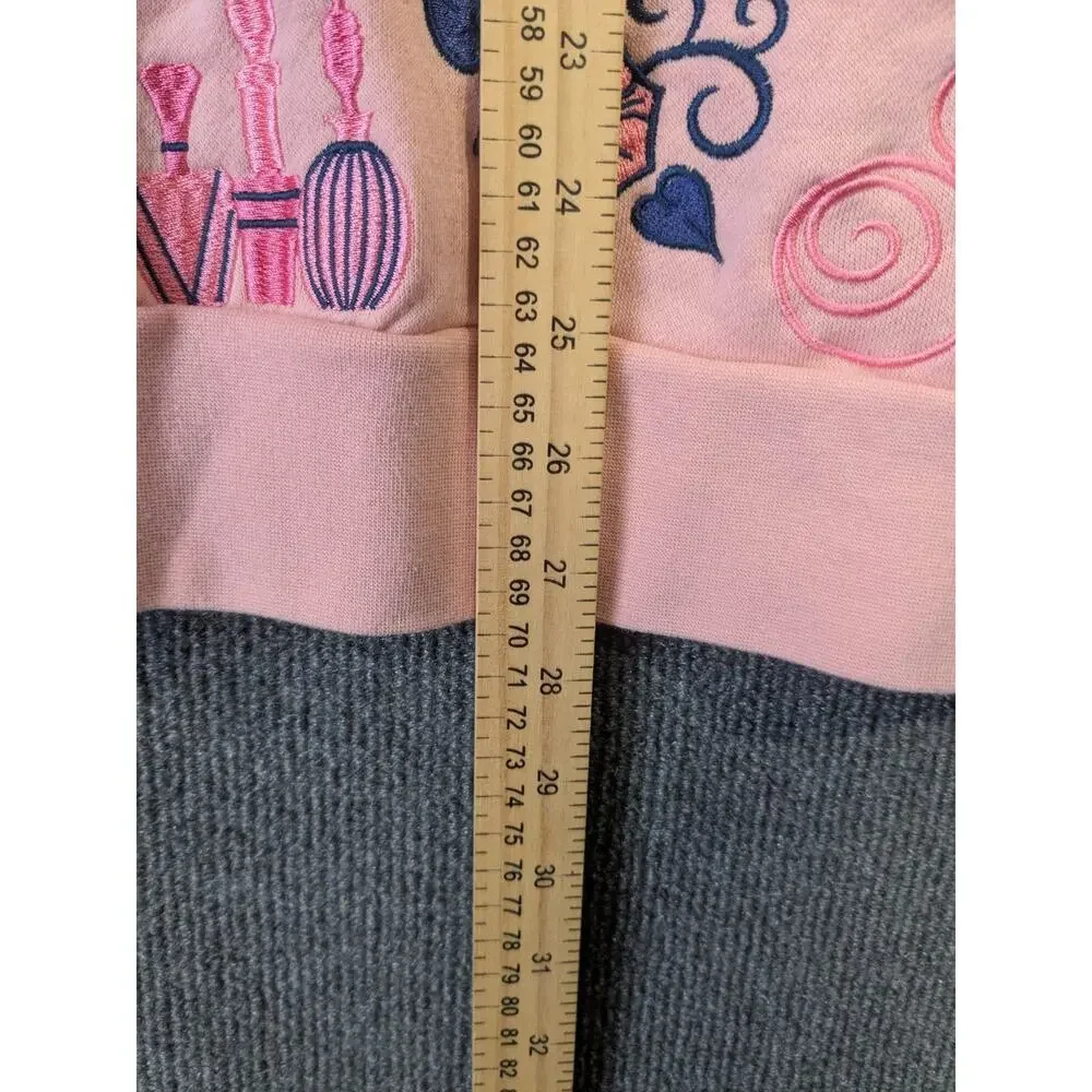Wicked Box Lunch Sweatshirt Womens Medium Glinda Embroidered Pullover Crew Neck - Picture 8 of 11